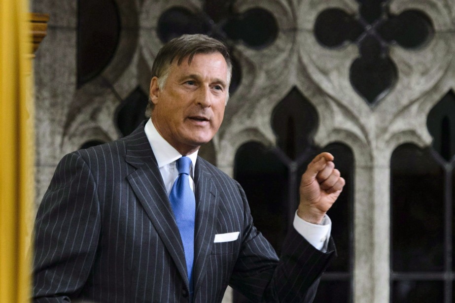 Une étoile a vu le jour dans la galaxie politique canadienne. Elle s'appelle le Parti populaire du Canada. Classée à droite de l'échiquier politique , cette formation politique se définit comme l'avocat du peuple, le défenseur des Citoyennes et Citoyens.